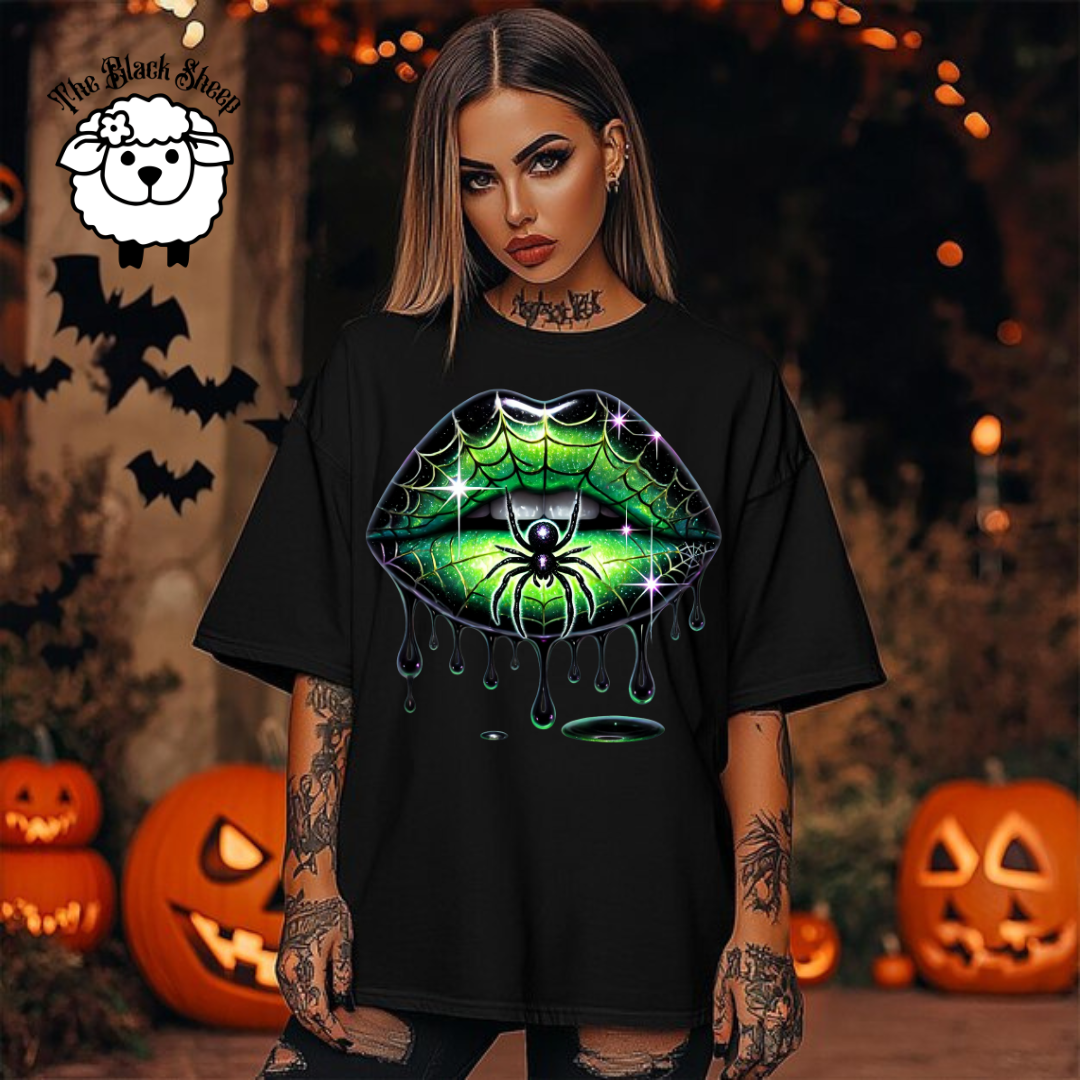 Venom Kiss Tee